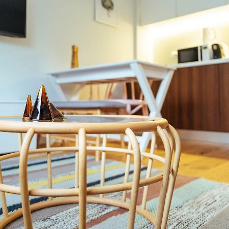 Boutique Luxury Flats - La Maison Du Petit Paris بوخارست المظهر الخارجي الصورة