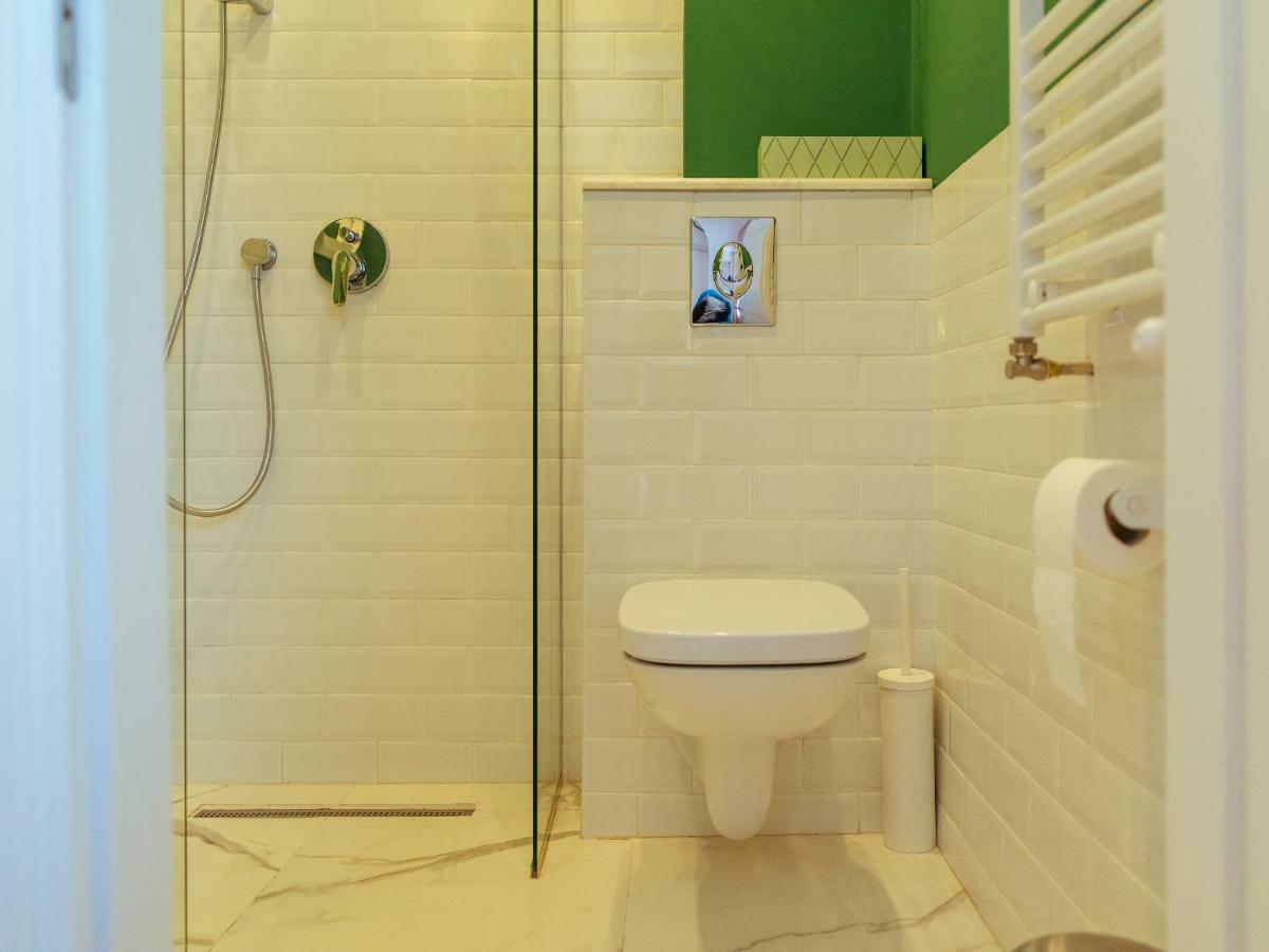 Boutique Luxury Flats - La Maison Du Petit Paris بوخارست المظهر الخارجي الصورة