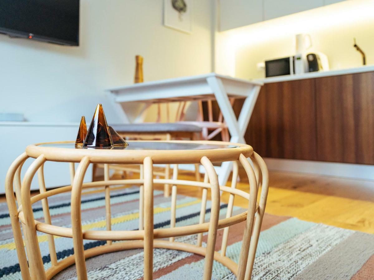 Boutique Luxury Flats - La Maison Du Petit Paris بوخارست المظهر الخارجي الصورة