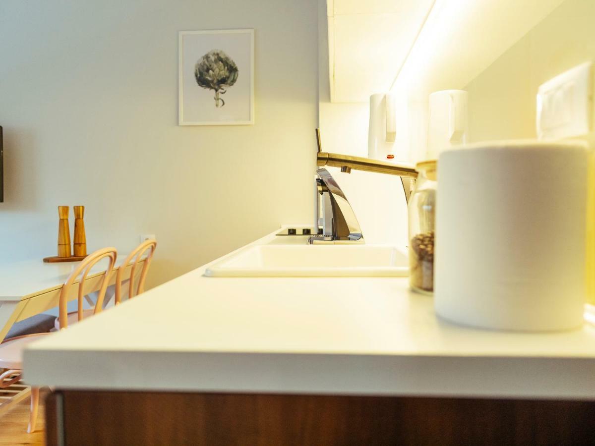 Boutique Luxury Flats - La Maison Du Petit Paris بوخارست المظهر الخارجي الصورة