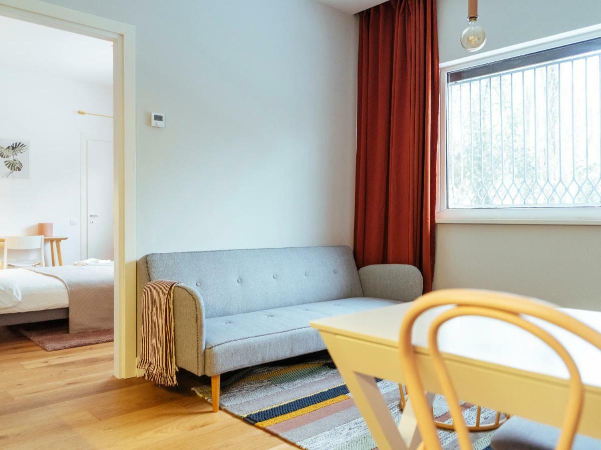 Boutique Luxury Flats - La Maison Du Petit Paris بوخارست المظهر الخارجي الصورة