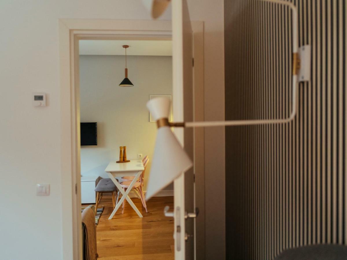 Boutique Luxury Flats - La Maison Du Petit Paris بوخارست المظهر الخارجي الصورة