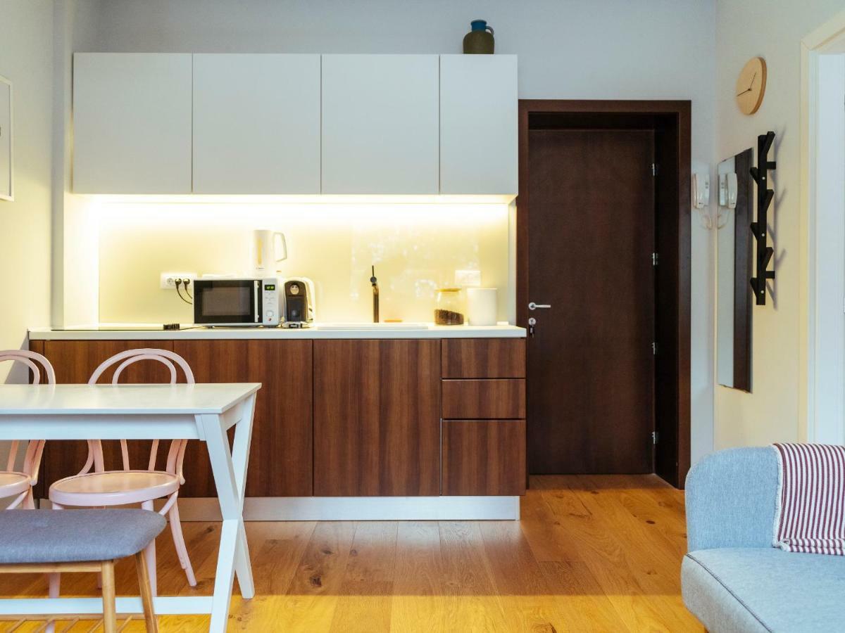 Boutique Luxury Flats - La Maison Du Petit Paris بوخارست المظهر الخارجي الصورة