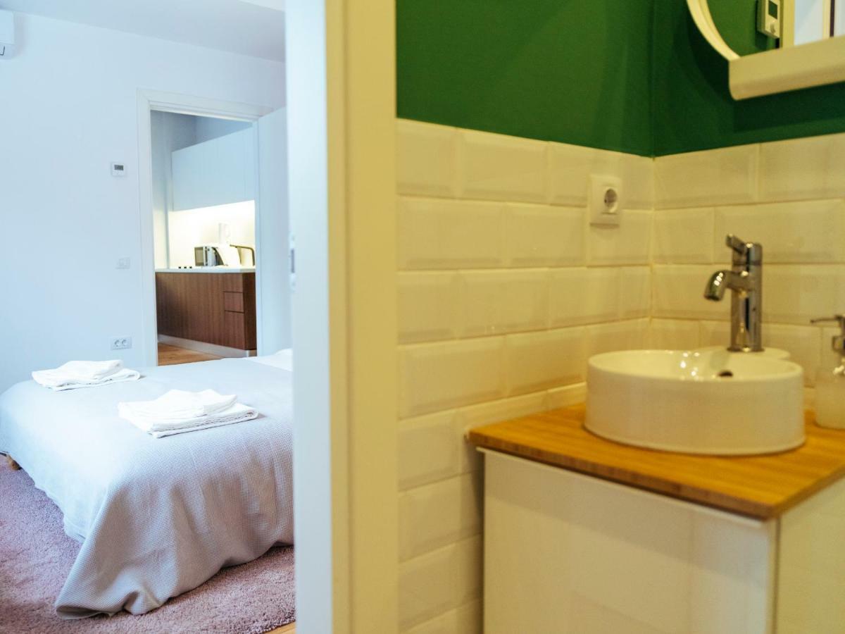 Boutique Luxury Flats - La Maison Du Petit Paris بوخارست المظهر الخارجي الصورة